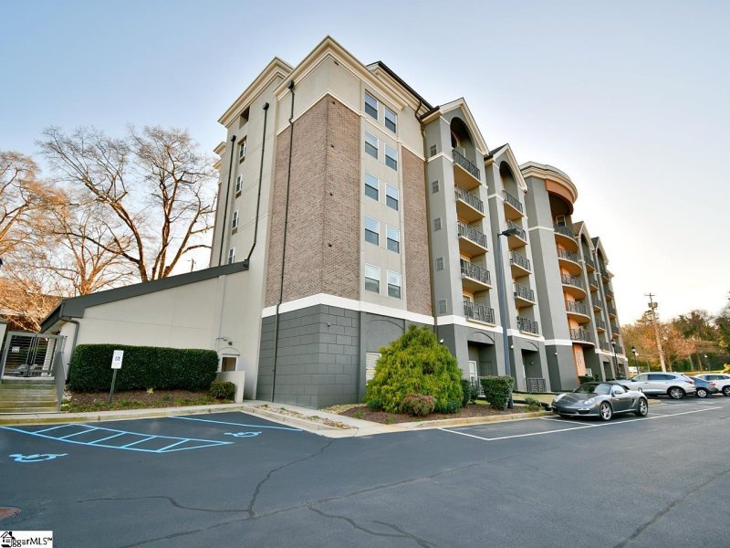 Property image 3 at 1001 S Church Street, Greenville, SC 29601