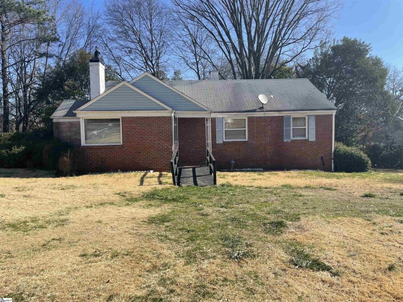 Property image 2 at 8 Glenwood Lane, Greenville, SC 29605