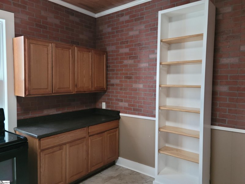 Property image 5 at 421 Sloan Street, Spartanburg, SC 29303