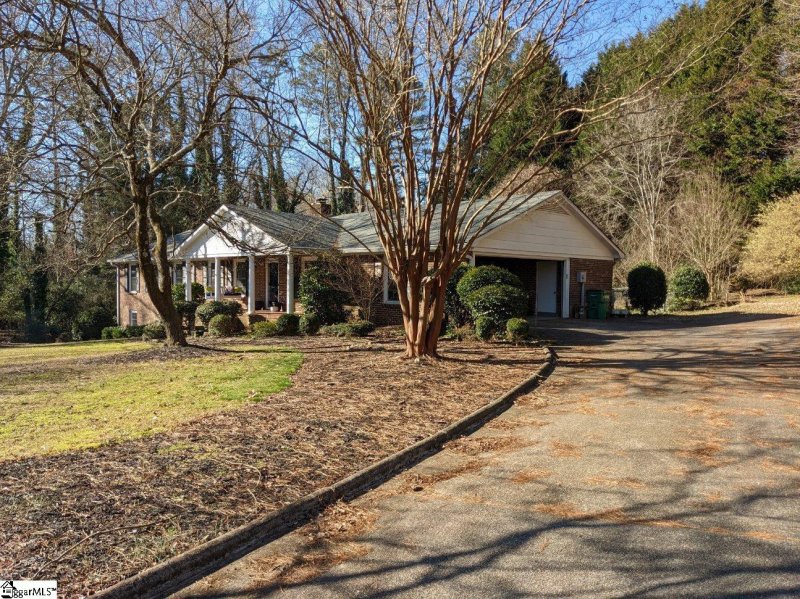 Property image 4 at 351 Heathwood Drive, Spartanburg, SC 29307