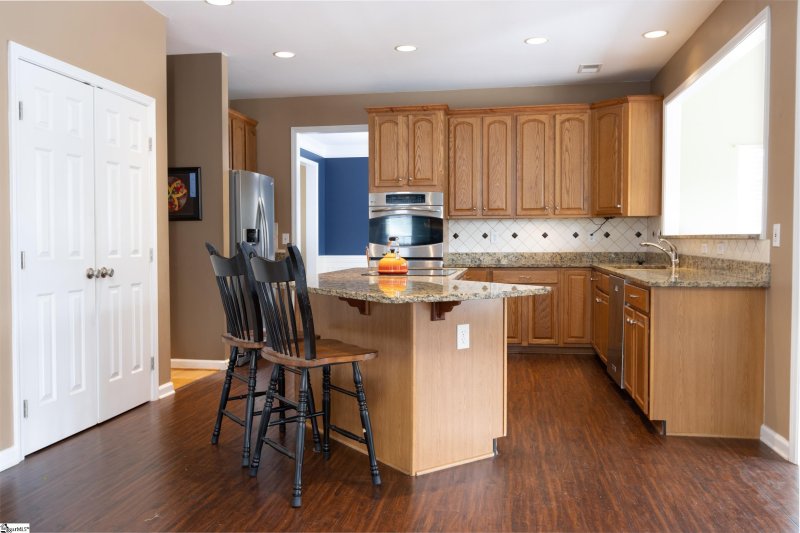 Property image 4 at 228 RIDGE BAY Court, Greenville, SC 29611