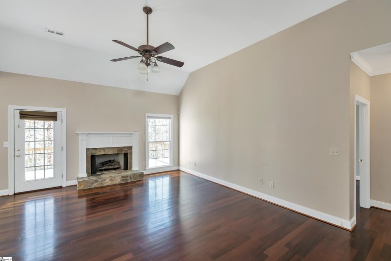 Property image 4 at 36 Prince Williams Court, Simpsonville, SC 29681