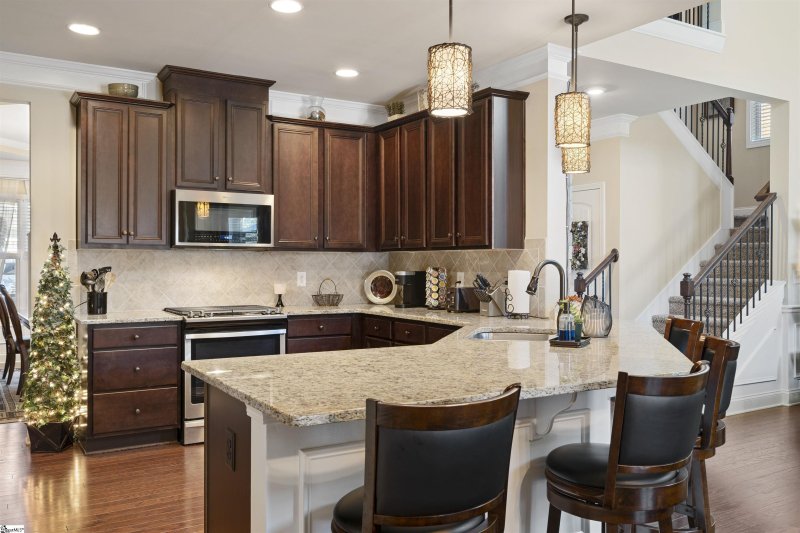 Property image 2 at 285 Delbourne Lane, Greer, SC 29651