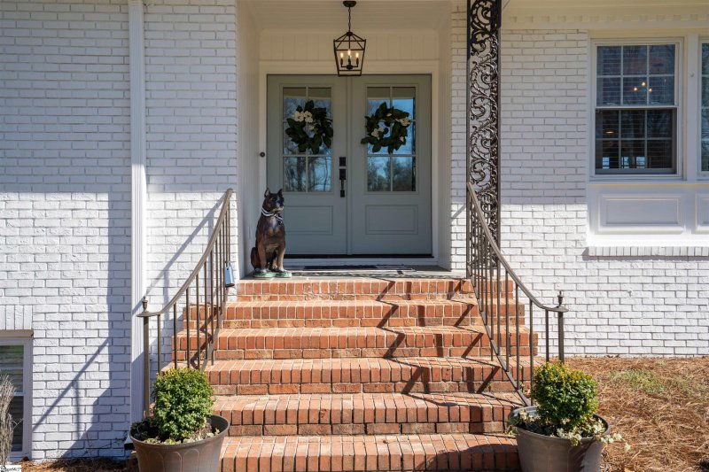 Property image 2 at 409 Rockmont Road, Greenville, SC 29615