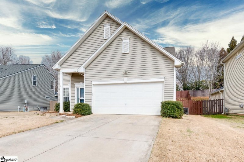 Property image 2 at 202 Constantine Way, Greer, SC 29650