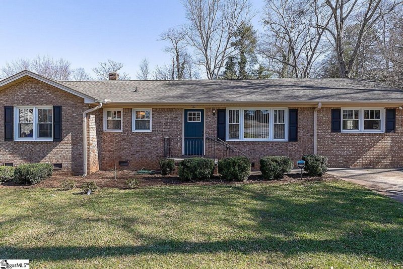 Property image 4 at 10 Blackburn Street, Greenville, SC 29607