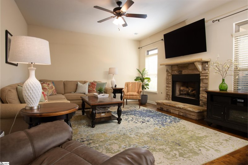 Property image 2 at 6 HOWDEN Place, Simpsonville, SC 29681