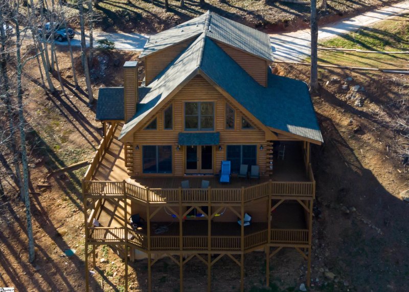 Property image 4 at 1090 Altamont Road, Greenville, SC 29609