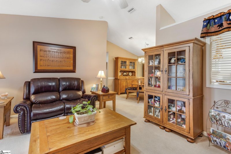 Property image 5 at 807 Pelham Square Way, Greer, SC 29650