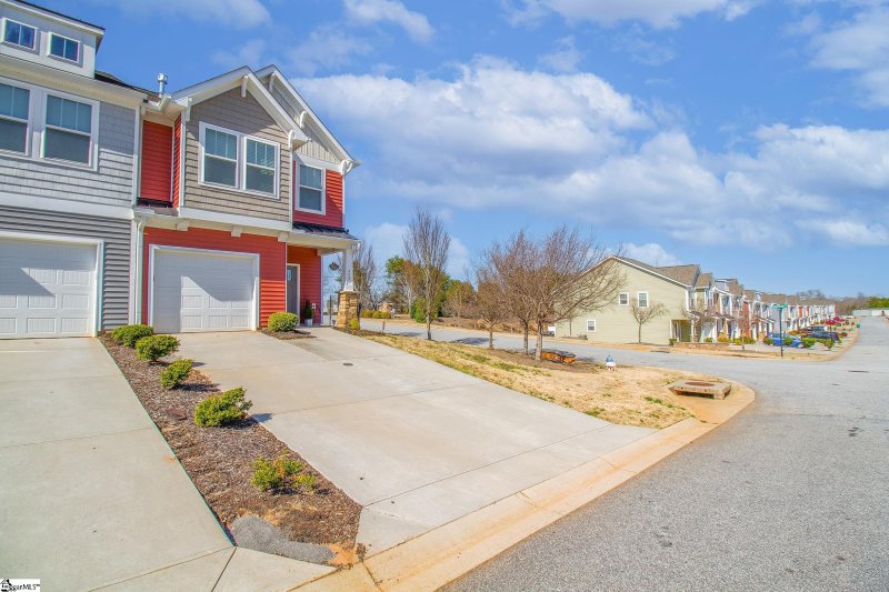 Property image 2 at 400 Pangel Lane, Duncan, SC 29334