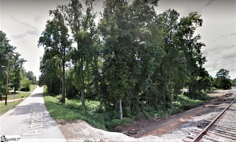 Property image 5 at 100 Abraham Drive, Greenville, SC 29605