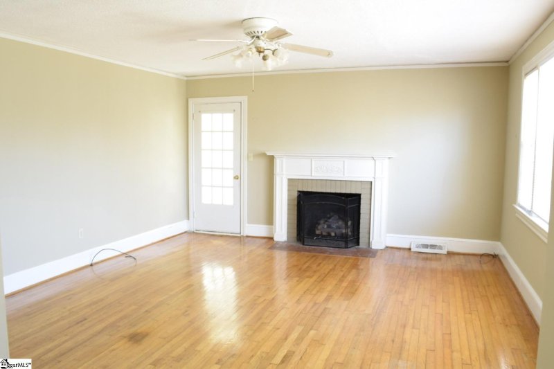 Property image 2 at 48 Brookside Circle, Greenville, SC 29609