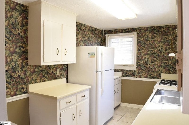 Property image 5 at 48 Brookside Circle, Greenville, SC 29609