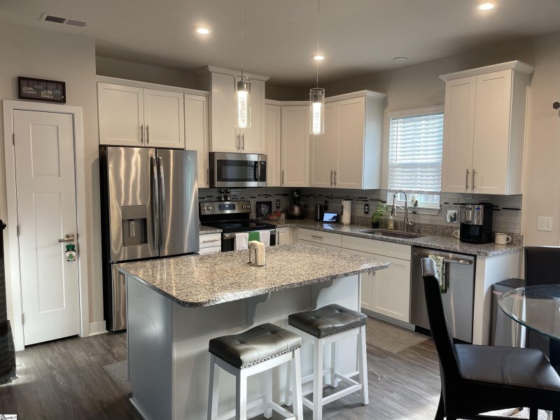 Property image 4 at 131 Roseridge Drive, Simpsonville, SC 29681-6058