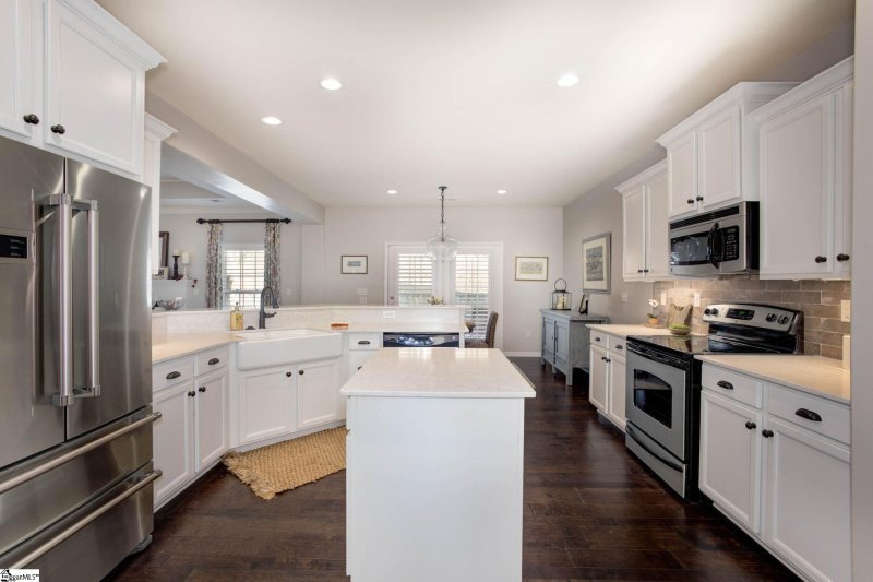 Property image 2 at 227 Haddington Lane, Greenville, SC 29609