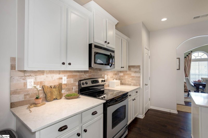 Property image 4 at 227 Haddington Lane, Greenville, SC 29609