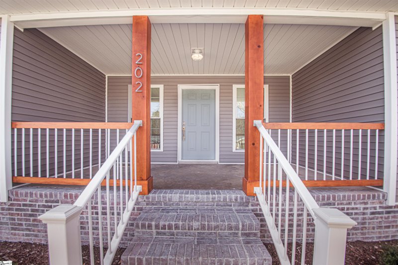 Property image 2 at 202 Havendale Drive, Fountain Inn, SC 29644