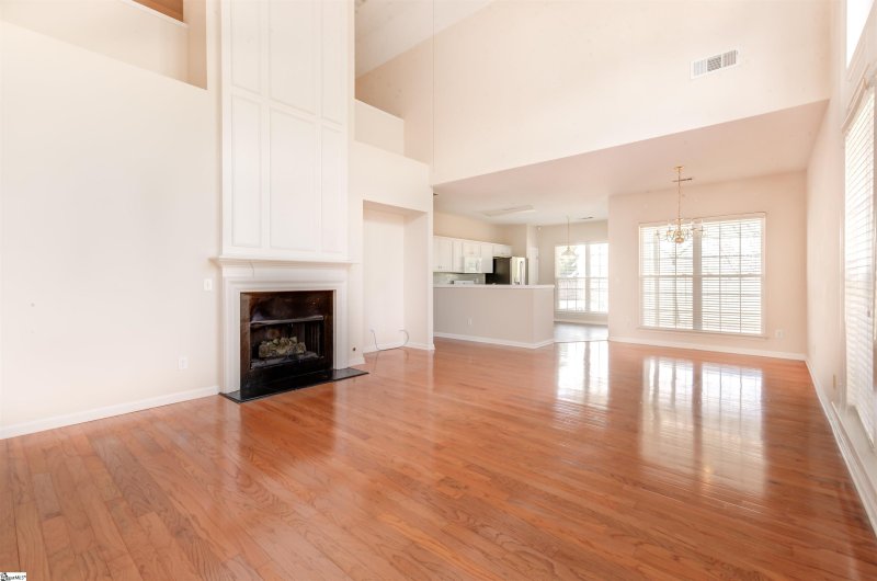 Property image 3 at 113 St James Place Drive, Greer, SC 29650