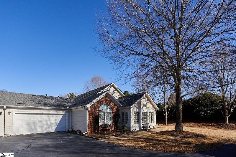 Property image 3 at 1001 Heritage Club Drive, Greenville, SC 29615-3969