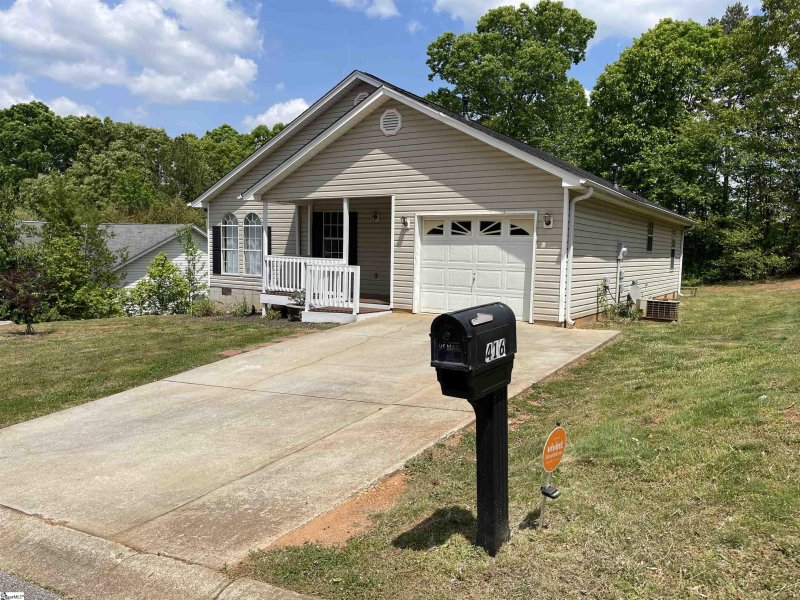 Property image 2 at 416 Hill Lane, Mauldin, SC 29662