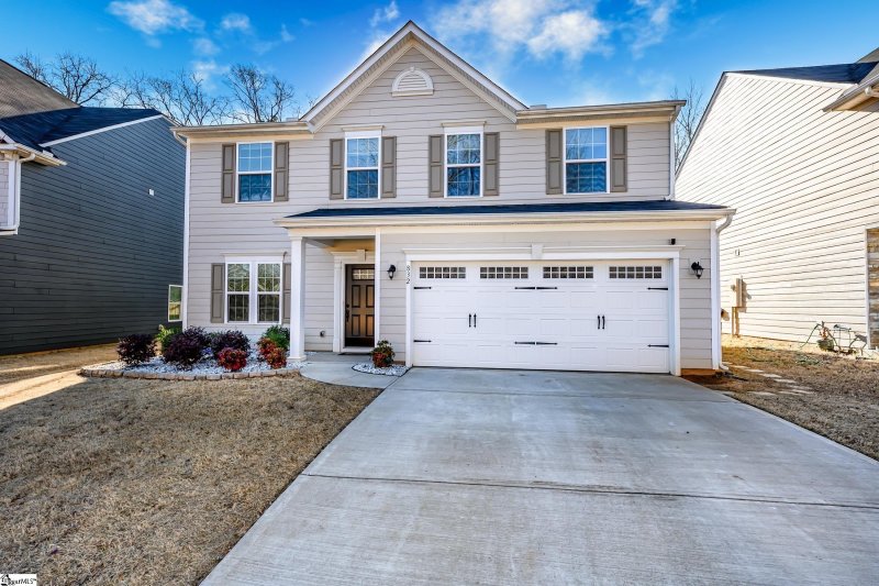 832 Silverwood Way