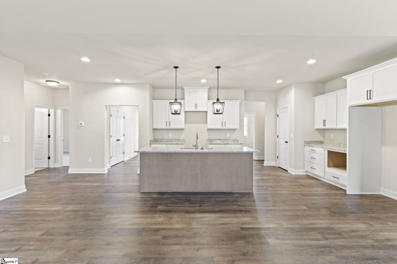 Property image 5 at 8 Peaceful Court, Fountain Inn, SC 29644