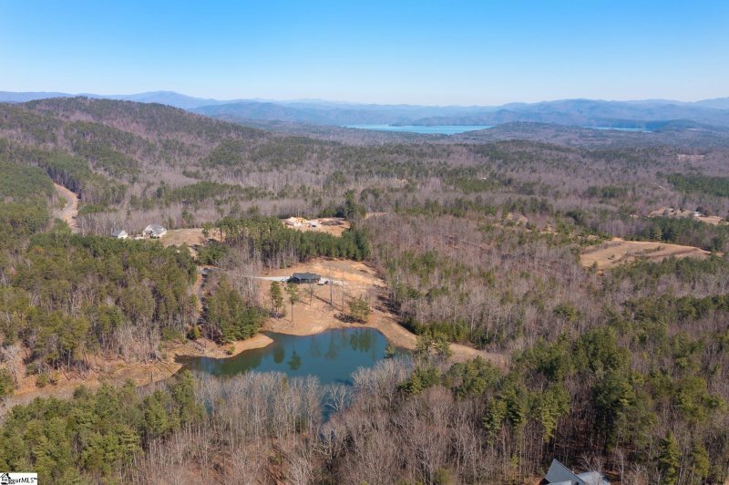 Property image 5 at 913 Mountain Mint Way, Salem, SC 29676