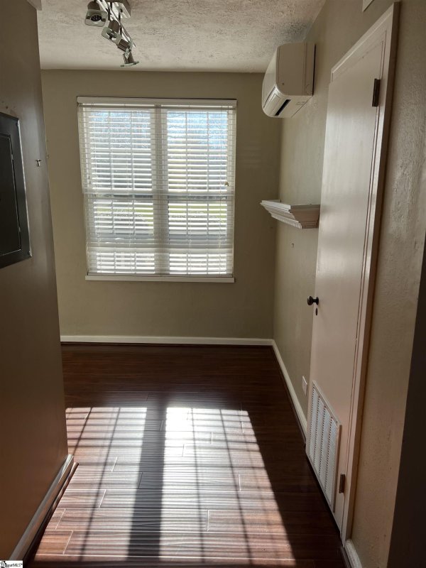 Property image 4 at 601 Cleveland Street, Greenville, SC 29601