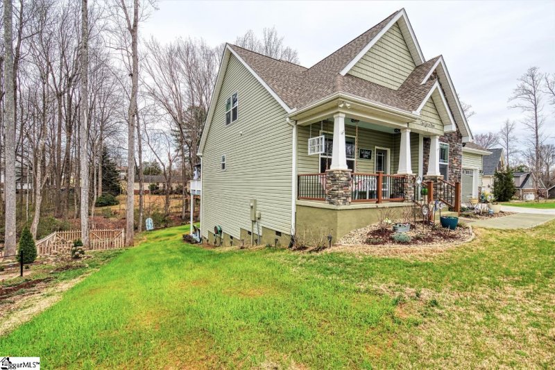 Property image 2 at 205 Nolan Road, Travelers Rest, SC 29690