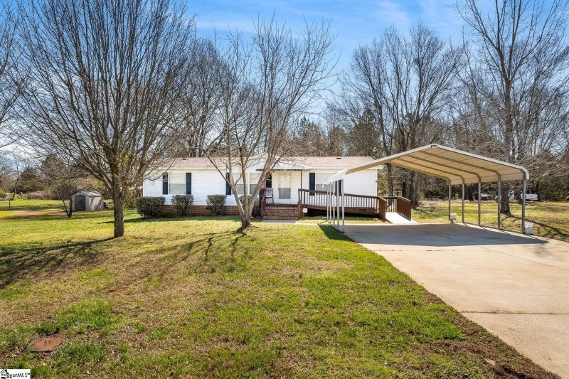 Property image 2 at 17 Floral Wood Way, Pelzer, SC 29669