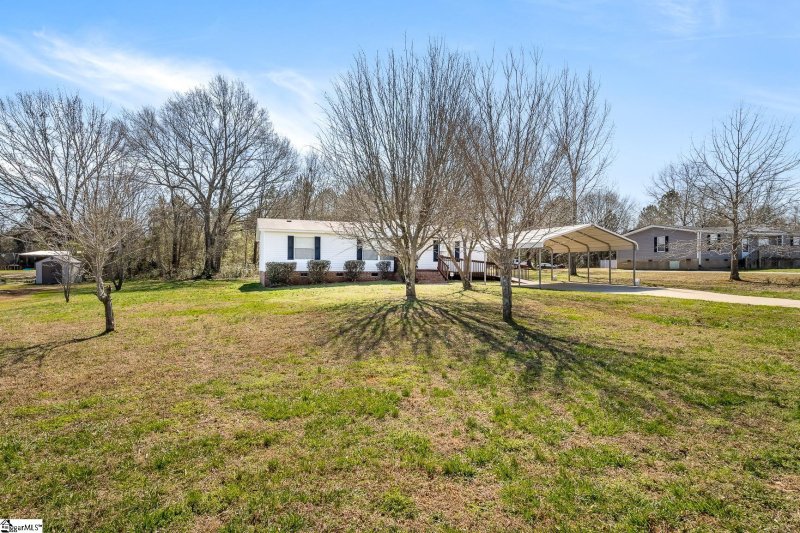 Property image 3 at 17 Floral Wood Way, Pelzer, SC 29669