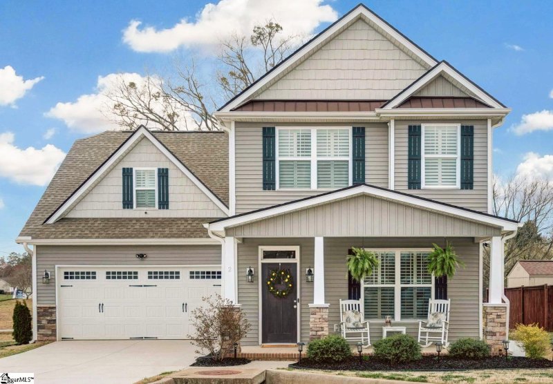 2 Hampton Farms Trail