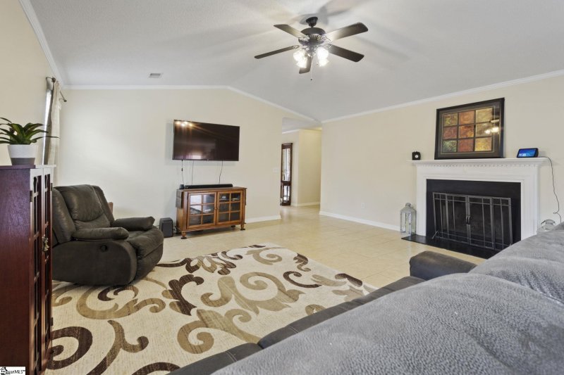 Property image 4 at 307 Winding Willow Trail, Taylors, SC 29687