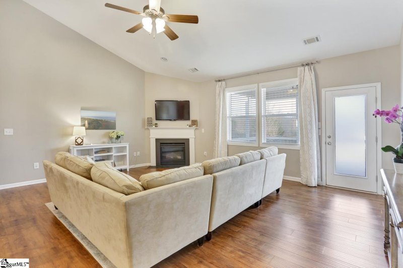 Property image 4 at 9 Aylestone Way, Piedmont, SC 29673