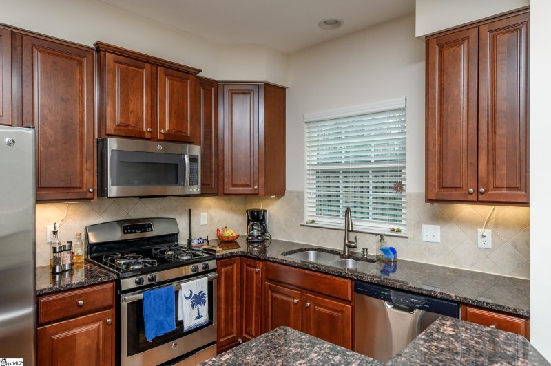 Property image 5 at 126 Awendaw Way, Greenville, SC 29607