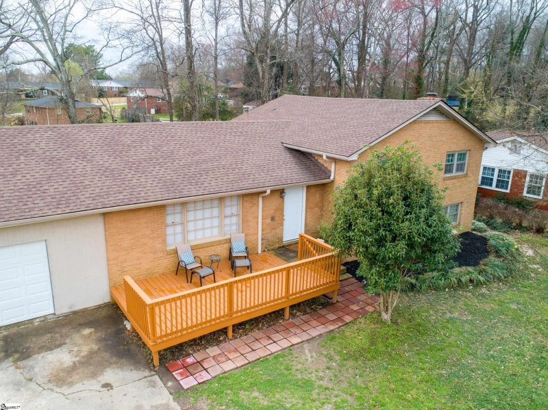 Property image 4 at 12 Woodleigh Drive, Taylors, SC 29687