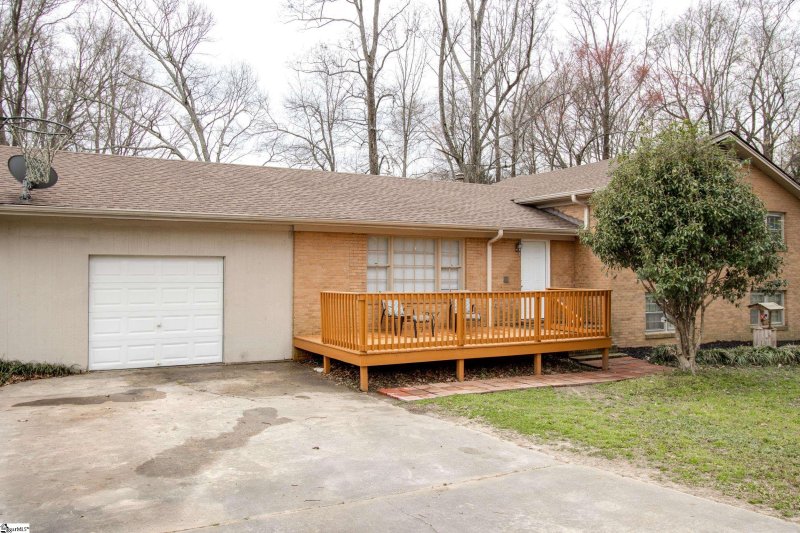 Property image 5 at 12 Woodleigh Drive, Taylors, SC 29687
