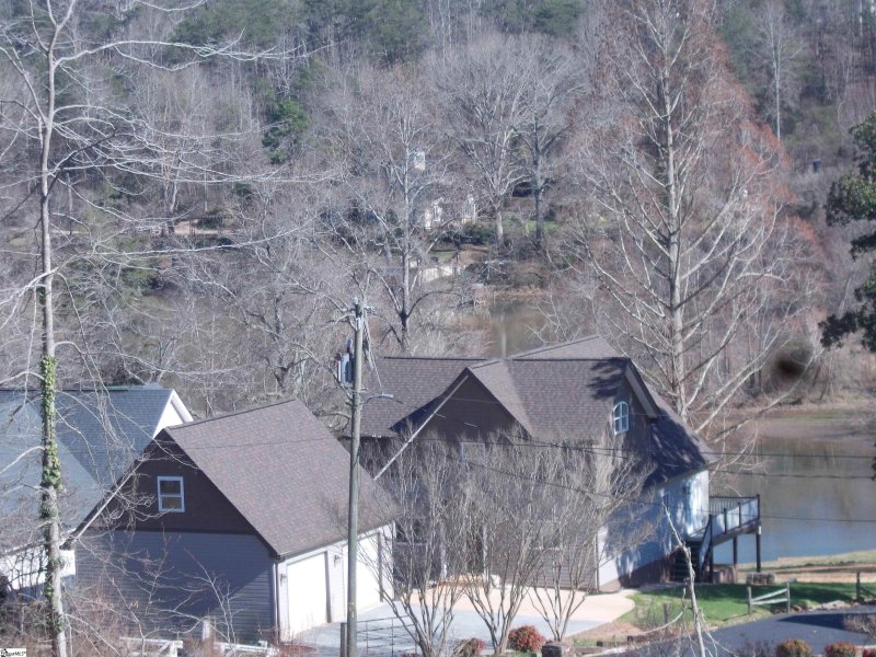 Property image 3 at 38 Harbor Drive, Greenville, SC 29611