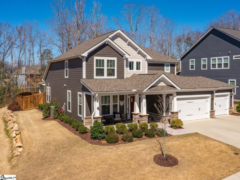 Property image 4 at 920 Lockhurst Drive, Simpsonville, SC 29681