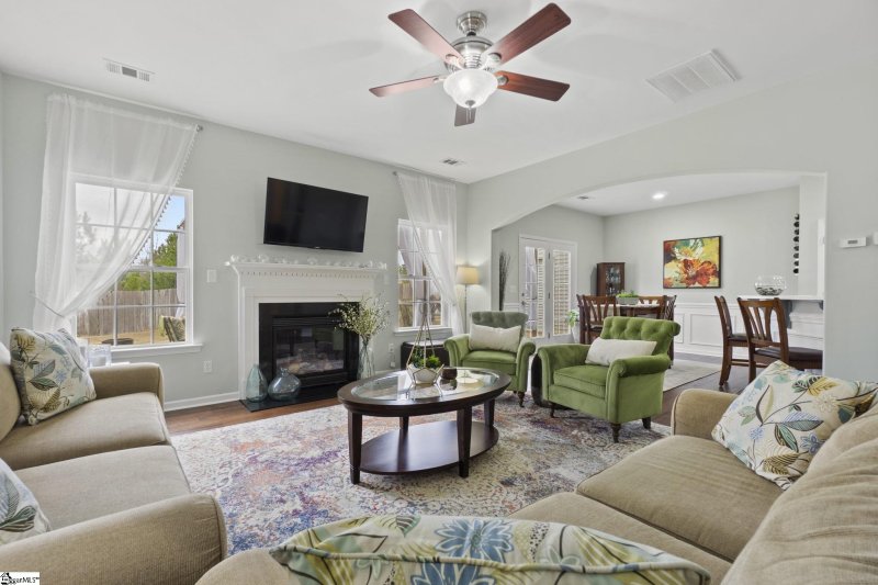 Property image 4 at 110 Eagles View Court, Easley, SC 29642