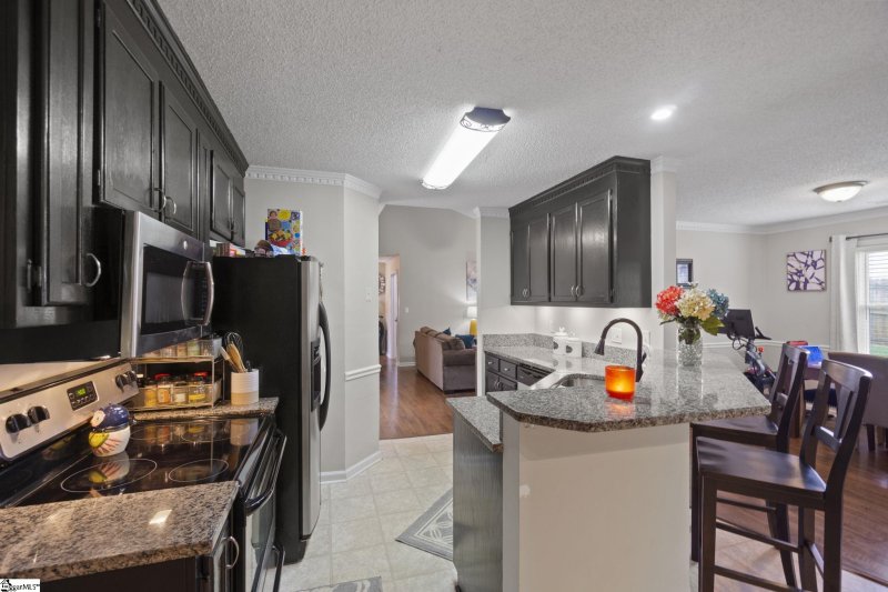Property image 5 of 201 Hatteras Lane in Ambergate, Simpsonville, SC 29680