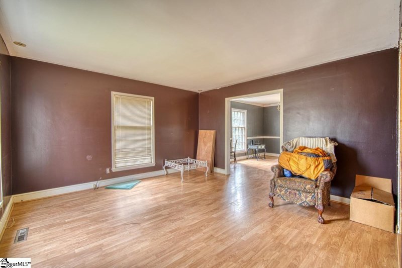 Property image 3 at 250 Heathwood Drive, Spartanburg, SC 29307