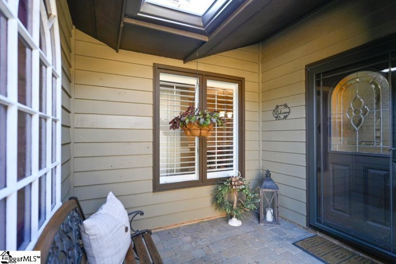 Property image 3 at 223 Goldfinch Circle, Greer, SC 29650