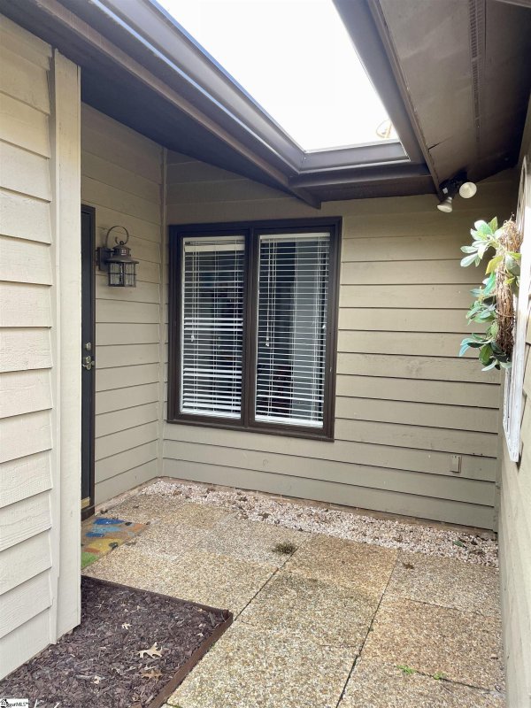 Property image 2 at 165 Tanager Circle, Greer, SC 29650