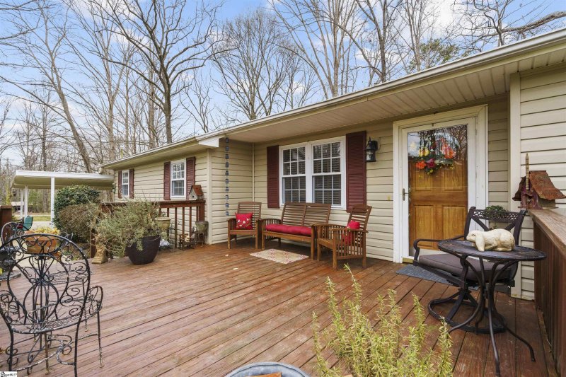 Property image 2 at 100 Rollingwood Way, Easley, SC 29640