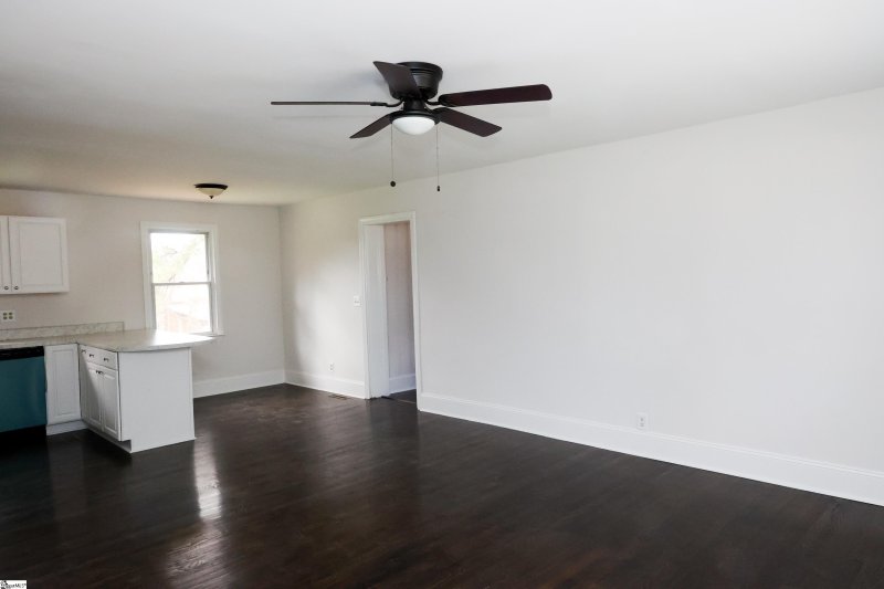 Property image 3 at 117 Monaview Circle, Greenville, SC 29617