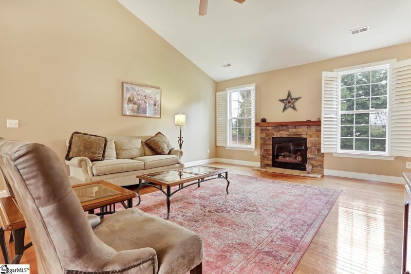Property image 2 at 105 Burl Hollow Lane, Greer, SC 29651