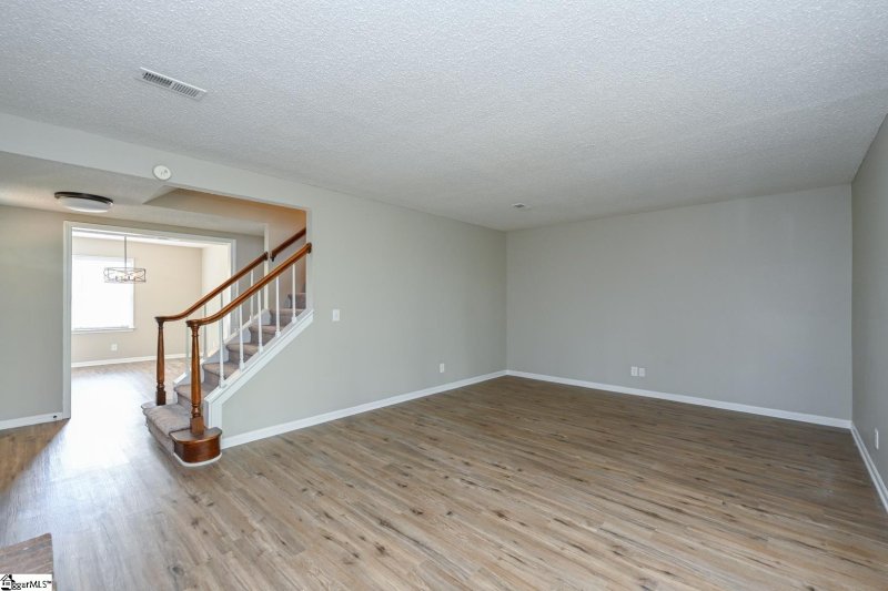 Property image 5 at 215 Duncan Chapel Road, Greenville, SC 29617