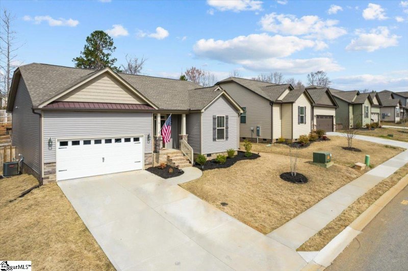 Property image 3 at 5 Kendals Lane, Fountain Inn, SC 29644