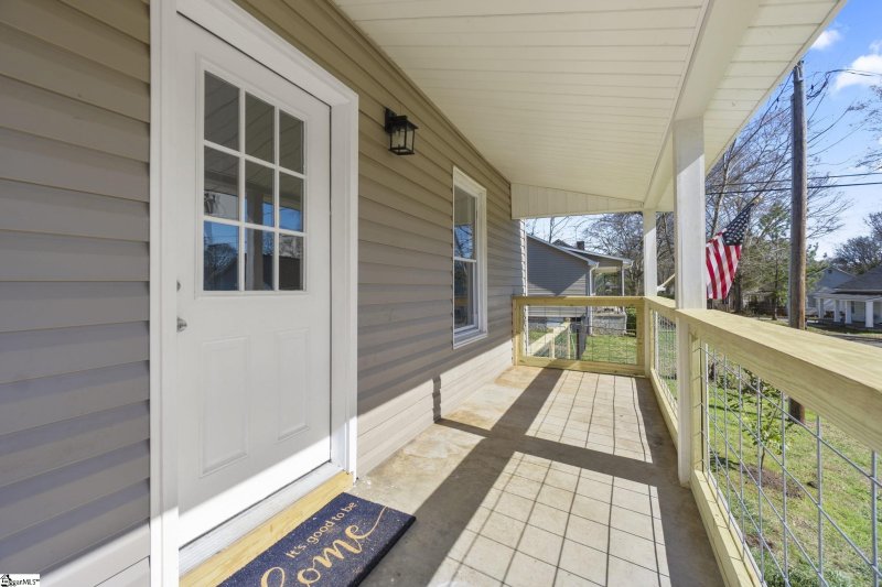 Property image 2 at 8 Furman Street, Greenville, SC 29611